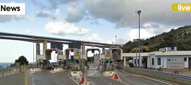 Casello autostradale di Castelbuono "Ho i soldi e non posso pagare!" il video che documenta il disagio di un automobilista giustamente infuriato