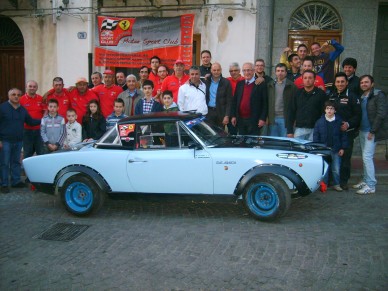 Aria di festa in via Vittorio Emanuele per la partecipazione alla 98° Targa Florio di Martorana e Alessi. [LE FOTO]