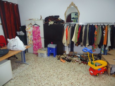 "Castelbuono, come sempre, sta rispondendo alla grande!" Continua la raccolta di indumenti per i migranti ospiti nelle Madonie
