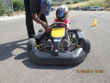 Corsi di avviamento al Go-Kart per bambini di 6/11 anni. Prossimo appuntamento sabato 7 giugno presso l' area di Piano Marchese