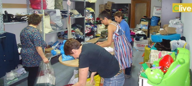 "Castelbuono, come sempre, sta rispondendo alla grande!" Continua la raccolta di indumenti per i migranti ospiti nelle Madonie